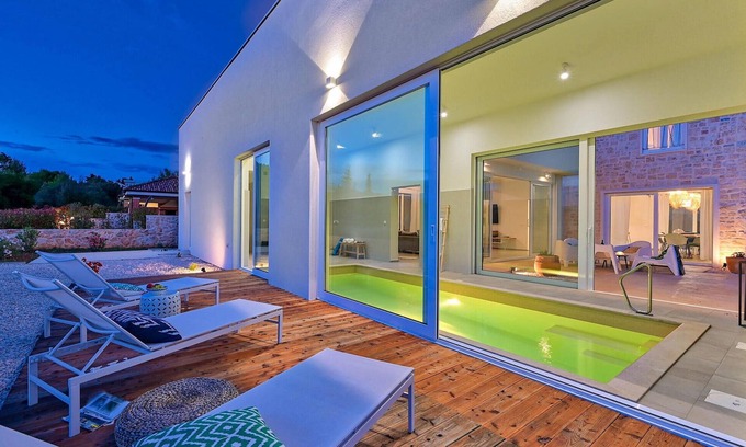 Zadar House | Amazing home in Ugljan