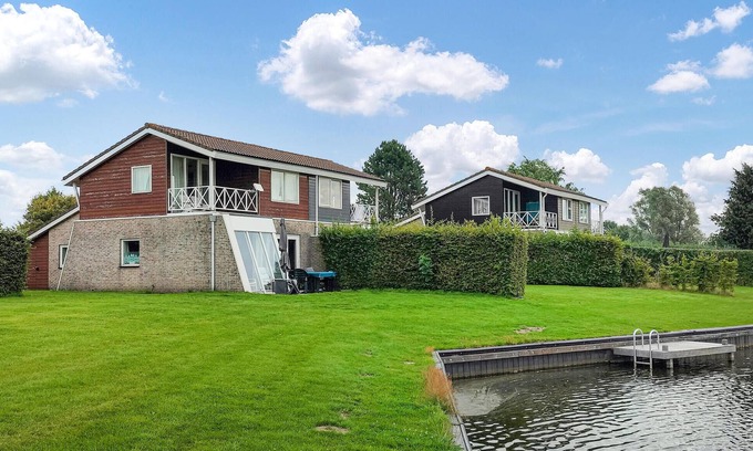 Vlagtwedde House | Amazing home in Vlagtwedde with WiFi