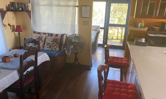 Burrell Boom House | Amazing Jungle Tree House right over the river with bikes and canoe