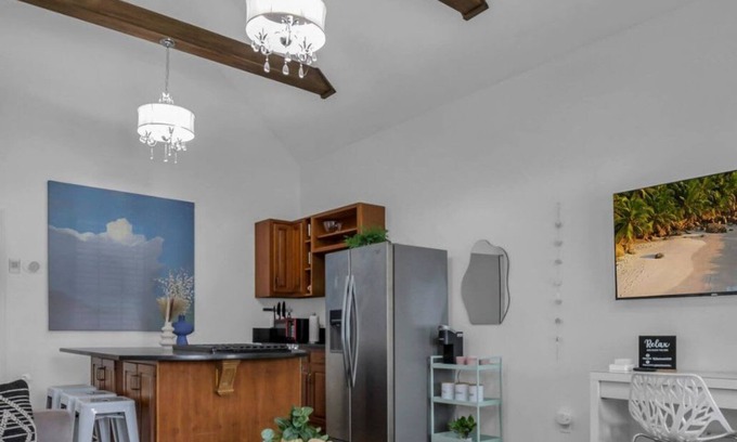 Italian Village House | Amazing Location! The Village Dreamer