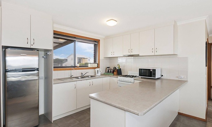 Port Fairy House | Ambience By The Sea - relaxing getaway in a tranquil location