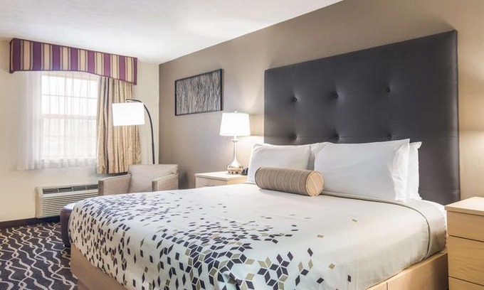 Alliance Hotel | Americas Best Value Inn Alliance