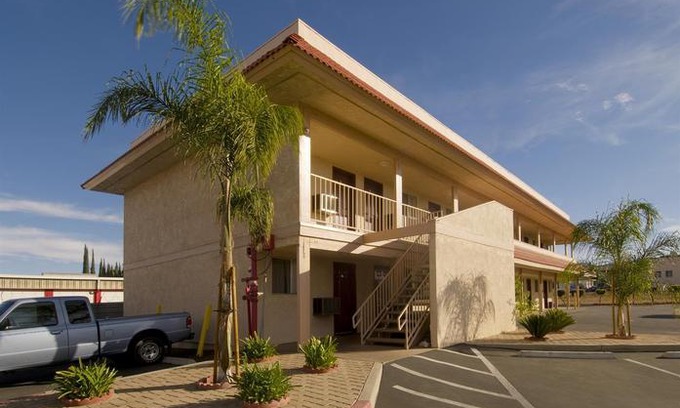 Calimesa Hotel | Americas Best Value Inn Calimesa