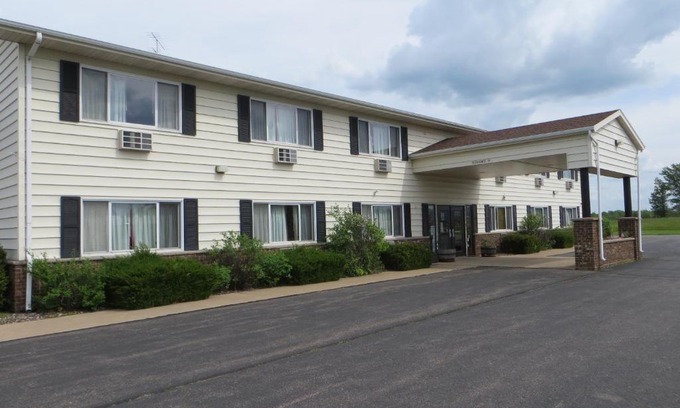 Prentice Hotel | AmeriVu Inn