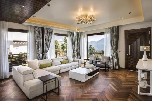 Haridwar Villa | An extravagant Pushp villa overlooking the Ganges