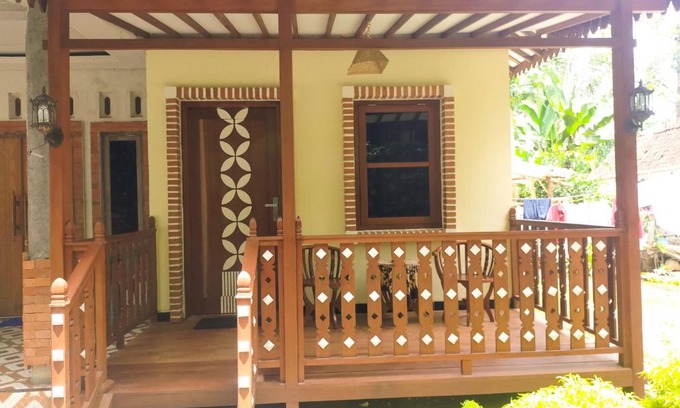 Borobudur Hotel | Anang Bed & Breakfast Syariah by Ndalem Beong