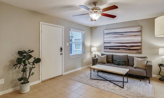 Galveston Condo | Anchor by Pleasure Pier #5: Updated Condo Community, Heart of the City
