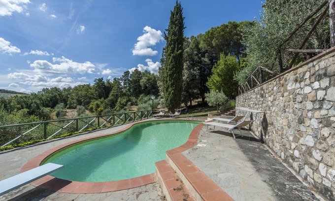Castellina in Chianti House | Ancient villa in Chianti with swimming pool