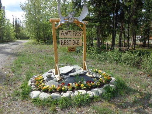 Glennallen Bed & Breakfast | Antler's Rest Bed and Breakfast