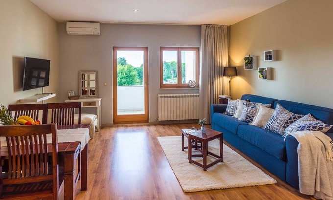 Rovinj Apartment | Antonio Apartment with balcony