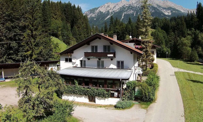 Scheffau am Wilden Kaiser Apartment | Apartment in Scheffaui near Ski Slopes