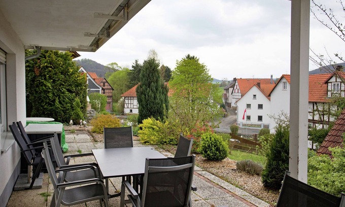 Waßmuthshausen Apartment | Apartment with private terrace in the mountainous region of northern Hesse