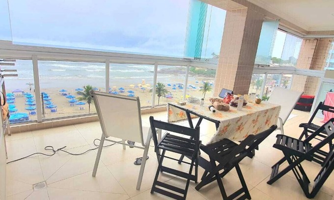 Litoral de Sao Paulo Apartment | Apartamento de Frente Para o Mar, Vista Cinematografica