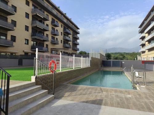 Sant Carles de la Rapita Apartment | Apartamento nuevo con piscina y amplio balcon