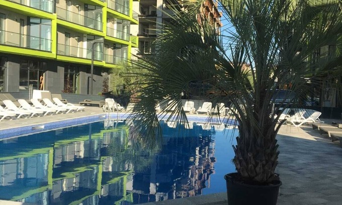Mamaia-Sat Apartment | Apartament Alezzi Black&White 3