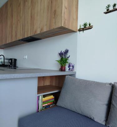 Skrzeszew Apartment | Apartament Lawendowy