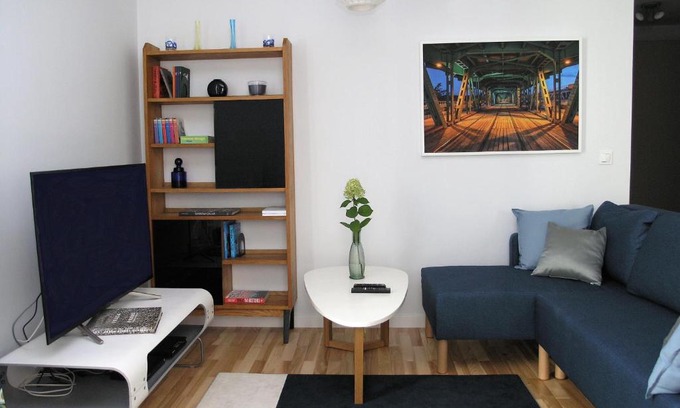 Nowa Praga Apartment | Apartament Metro Kowieńska