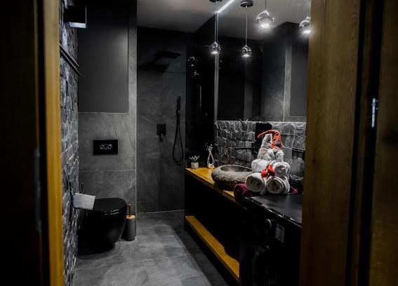 Kielce Apartment | APARTAMENT PREMIUM BLACK HORS Centrum Ścisłe Deptak -ETIUDA Panoramiczna 2 -Garaż Podziemny