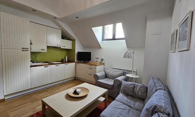 Canfranc-Estacion Apartment | Apartamento Ático Canfranc Estación
