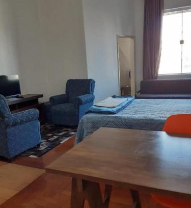 Central Zone Apartment | Apartamento 112 Centro Consolaçao