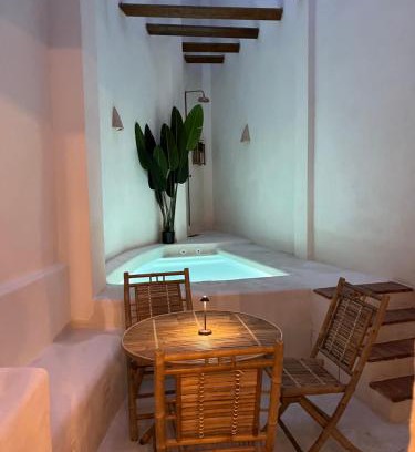 Torrefiel Apartment | Apartamento acogedor frente a Plaza de la Iglesia