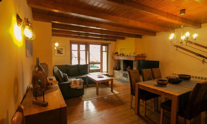 Las Bordas Apartment | Apartamento Aneto