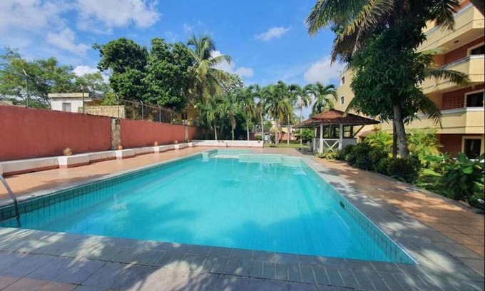 Reparto Ibarra Apartment | Apartamento completo con piscina a 3mts de la playa