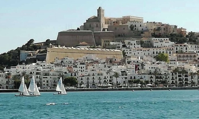 Figueretas Apartment | Apartamento Lujo en la Primera Linea del mar con Parking Privado