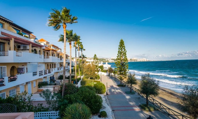 La Gaspara Apartment | Apartamento luminoso 1ª línea Arena Beach Estepona