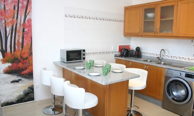 Alporchinhos Apartment | Apartamento Luminoso