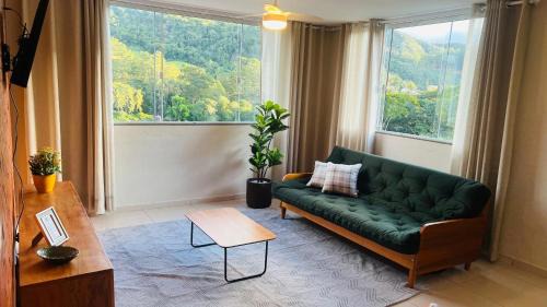 Santa Teresa Apartment | Apartamento novinho e aconchegante em Santa Teresa-ES, próximo da rua de lazer e parque de exposições