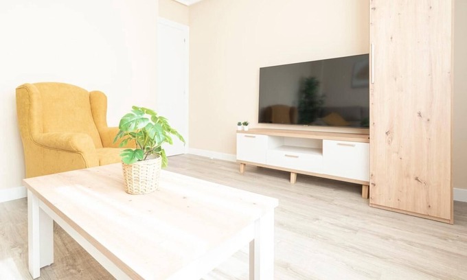 Distrito Llano Apartment | Apartamento Schulz Gijon