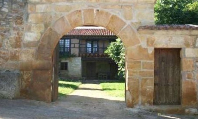 Alfoz de Lloredo Cottage | Apartamentos Padruno 5 for 2/4 persons