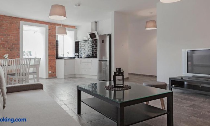 Klodzko Miasto Apartment | Apartamenty w starym browarze 1