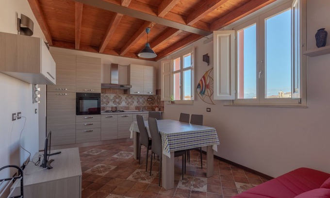 Oristano Historic Centre Apartment | apartement for 6 person with pool