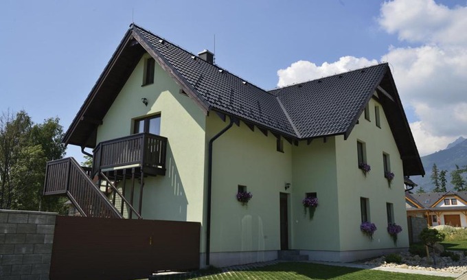 Vysoke Tatry Apartment | Apartmán Lomničák