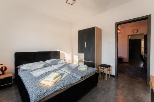 Prague 12 Apartment | Apartmány Praha-Modřany