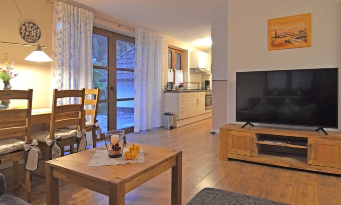 Brachthausen Apartment | Apartment with private garden in Brachthausen