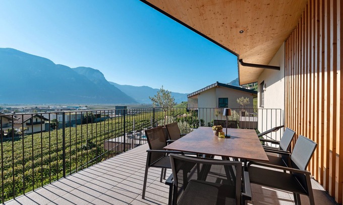 Tramin Apartment | Apartment 'Katherina' with Mountain View, Shared Pool and Wi-Fi