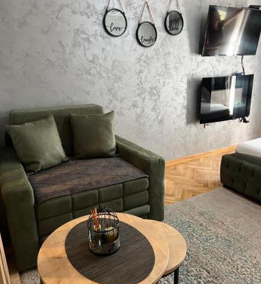 Grbavica Apartment | Apartman Didi2- free private parking-garage