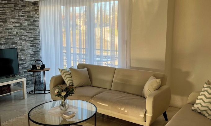 Mali Radic Apartment | Apartman Stari Grad Cazin