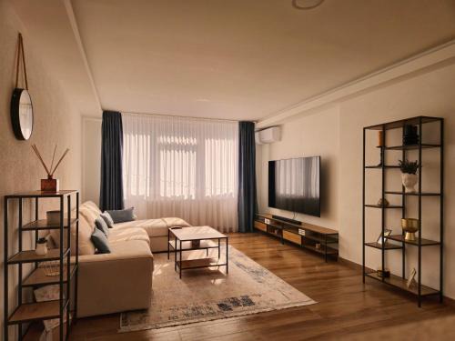 Canton 10 Apartment | Apartman Trg 892