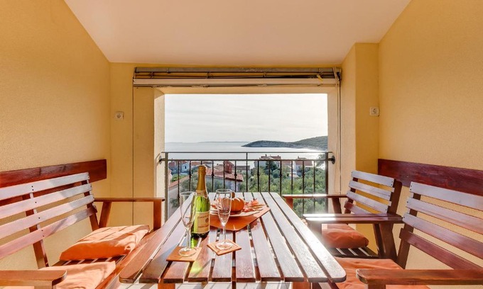 Martinscica Apartment | Apartmani Tanja