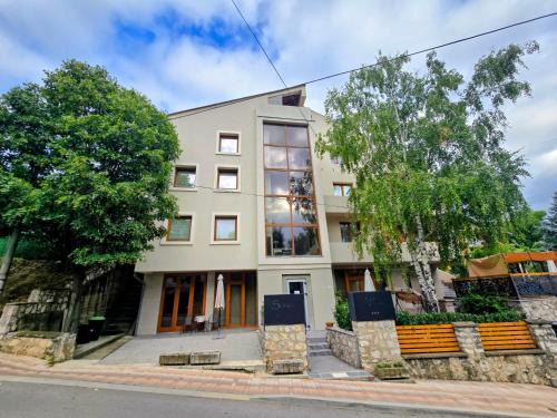 Soko Banja Apartment | APARTMANSKI SMEŠTAJ SOLARIS kod Aqua Parka Yuth Studio