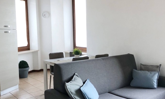 Negrar Apartment | Apartment ROSE AND TULIPANS 2 - in the heart of Valpolicella