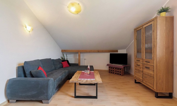 Herbolzheim Apartment | Apartment '2' with Wi-Fi