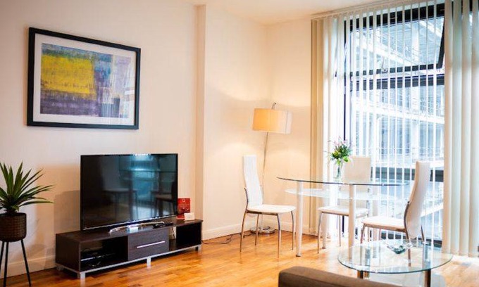 Canary Wharf Apartment | Apartment ∙ 1 bedroom ∙ 2 guests