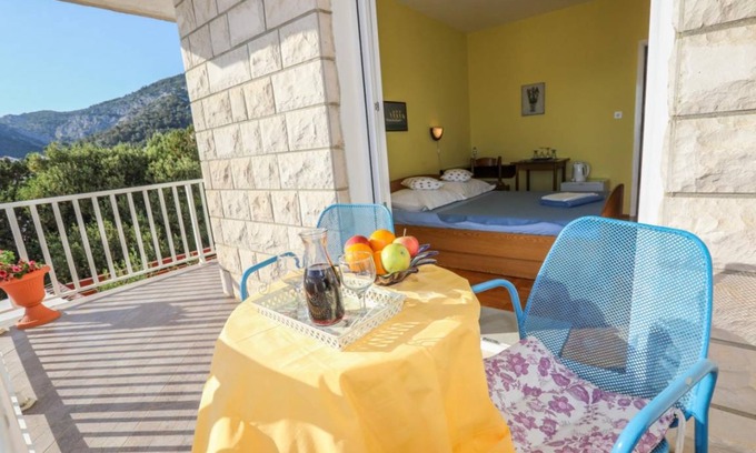 Milna Apartment | Apartment ∙ 1 bedroom ∙ 2 guests