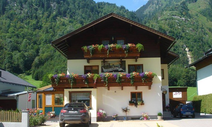 Fusch an der Grossglocknerstrasse Apartment | Apartment ∙ 1 bedroom ∙ 5 guests