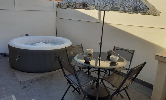 Marseillan Condo | Apartment 4 per close to the sea